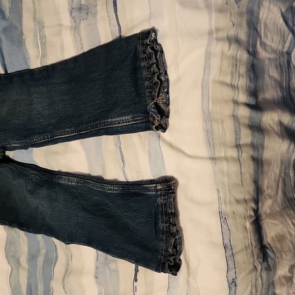 Very cute est 89 place ruffle flare jeans size 4T - Picture 3 of 6